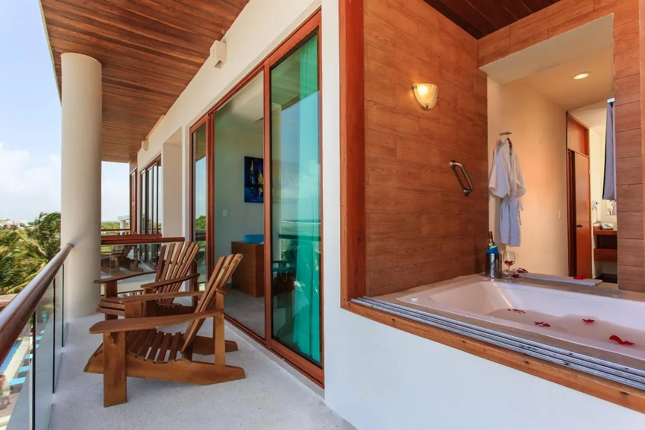 Aparthotel Aqua Star Hotel And Apartments By Koox Luxury Collection Mahahual